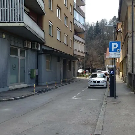 Chilly & Pepper's Apartment *